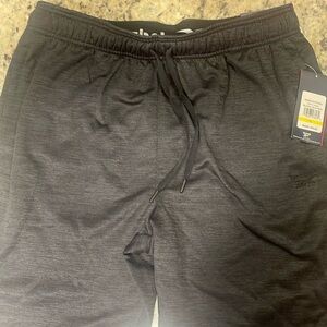 Large slim fit men’s Reebok joggers nwts color black heather